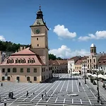 4 Piata Sfatului 3*