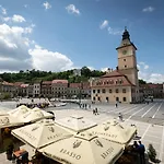 Pensión 4 Piata Sfatului