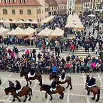 4 Piata Sfatului 3*