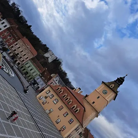 4 Piata Sfatului