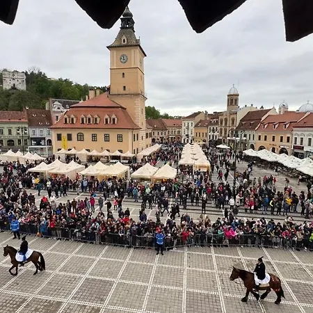 Casa de hóspedes 4 Piata Sfatului 3*