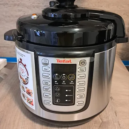 Konukevi 4 Piata Sfatului