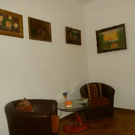 Guest house 4 Piata Sfatului