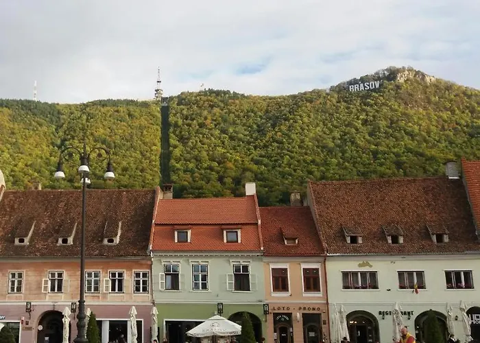 Pensión 4 Piata Sfatului