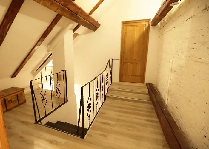 Pensión 4 Piata Sfatului